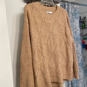 Woman’s Sweater, camel color Size M
